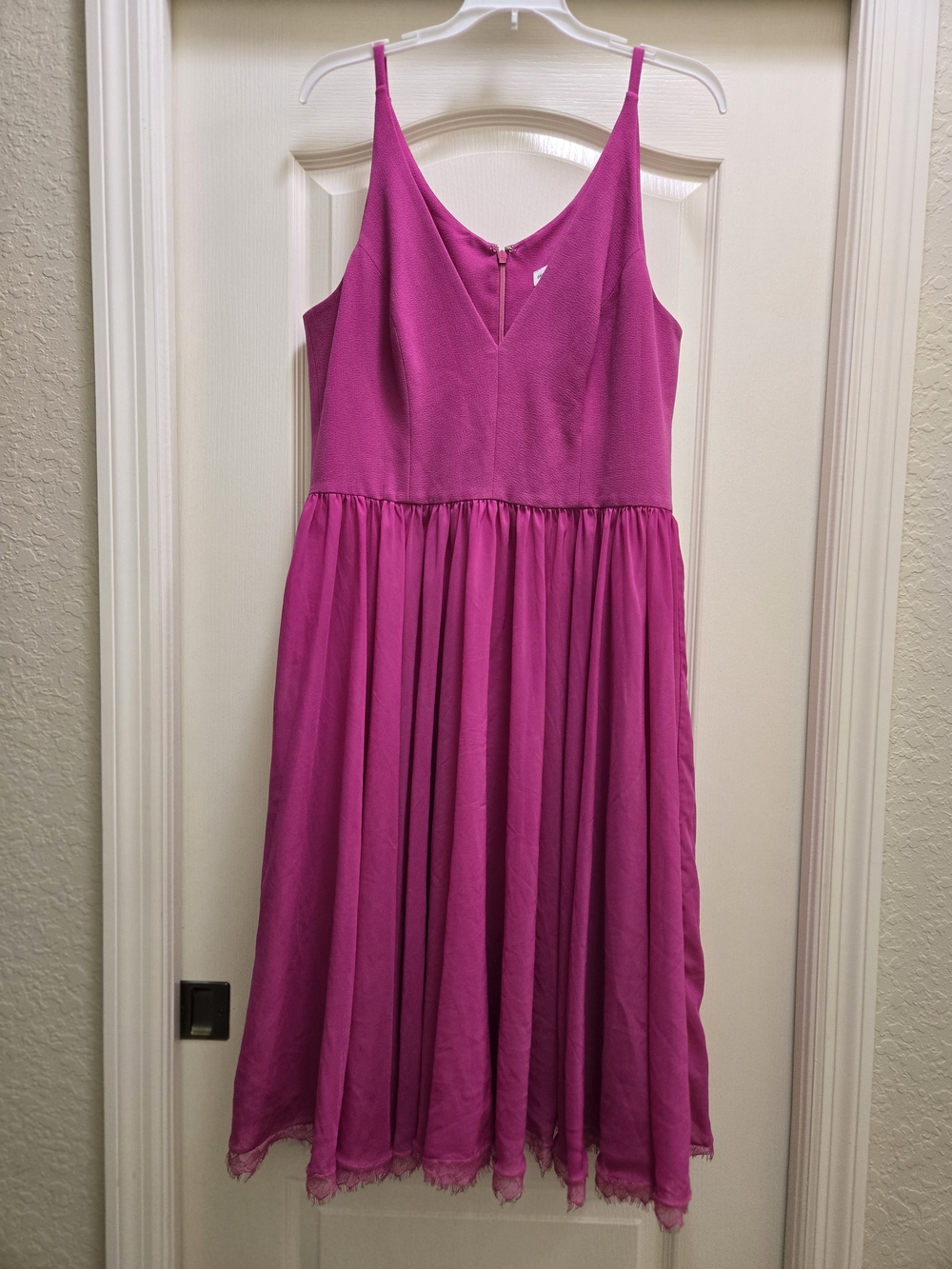Dress the Population "ALICIA" Fuchsia Spaghetti-Strap Midi Dress